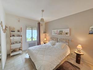 Villa à St Jean de Monts avec piscine chauffée, clim et WiFi - FR-1-777-23