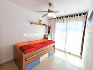 Apartamento de 2 Dormitorios con Piscina y Parking en Peñiscola - ES-389-5