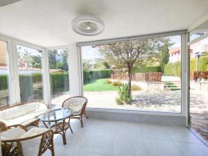 Villa privada con piscina, 3 dormitorios, Barbacoa, WIFI - ES-389-20