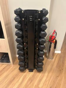 BUENO - Studio novo com rooftop, piscina e vista incrível