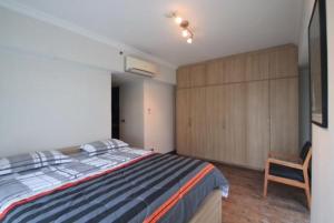 Modern Spacious 3 Bedroom Apartment in CBD Kuningan