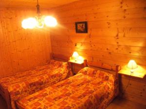 Hotels Les Touristes : 2 Chambres Doubles Communicantes