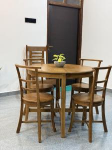 Cinnamon Grove Dadalla - AC Apartment