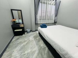 SRE- JOY Holiday Home in Mae Sot