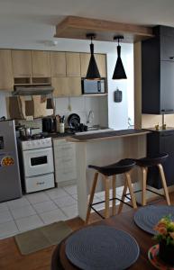 Cesars Apartment - Los Laureles