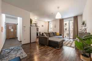 Comfy flat in the city centre with free parking