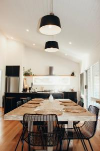 Sea Haven, A Coastal Retreat For The Whole Family in Rye!