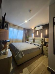 Executive Apartment Level 22 with Luxury View