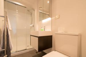 Amazing Skytower View 2 Bedroom 2 bathroom Apartment