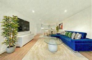 Spacious 2-Bedroom Apartment near Canary Wharf - London Ideal for Business, Leisure & Long Stays