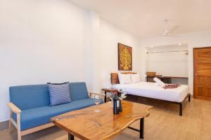 Large Private Pool 5BR Villa Tony near Promthep Cape