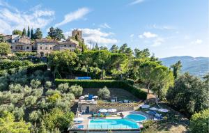 Amazing Apartment In Montecastelli Pisano With Wifi