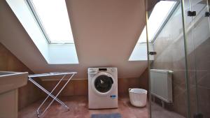 Historic Attic Apartment Bratislava Old Town