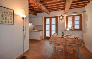 Pet Friendly Apartment In Prata With House A Panoramic View