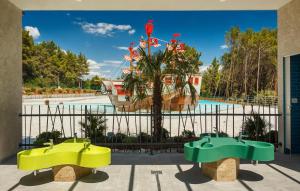2 Bedroom Awesome Stacaravan In Vabriga