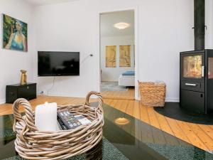 6 person holiday home in Hjørring