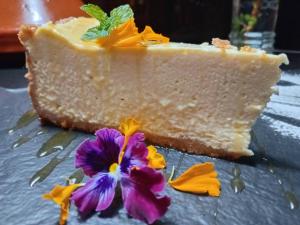 44 on Ennis Guest Lodge and Restaurant -