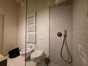 Modern Loft a few stops from the city center