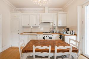 Truly amazing 3 bedrooms Cannes center!!