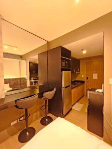 Shore 2 Residences, Pasay City