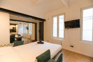 Charming studio in the 17th ideal for 2