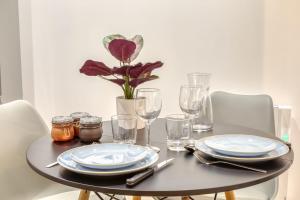 Lécureuil voyageur joli duplex centre