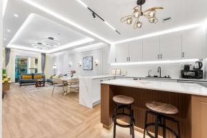 StayShort - High-Floor 1 Bedroom in Dubai Marina that Sleeps 3