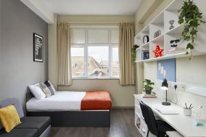 For Students Only Central Point in Plymouth