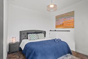 Quinns Rocks - Quinns by the Sea - 2BDR Beachfront Haven