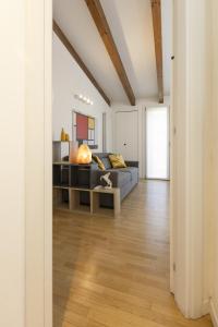 Artstay - Apt San Raffaele, near Metro M1, AC