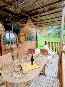 Roulotte Atypique - Vue Mer - Écrin de Nature