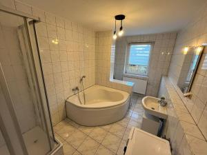 Legro Monteurs Wohnung Geistalstr 67A EG links