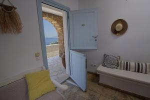 Infinity sea view rooms by tinosstay