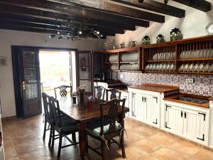 Casa Tara - 5 bedroom, 4 bathroom villa with private pool