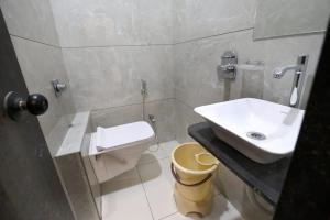 Hotel Bansi Palace - Managed By Dwarka Dekho