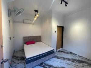Z&Z Budget Room
