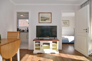 Carmen Sylva, Whg 18