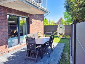 Traumhafte FeWo mit Garten und Sauna an der Küste