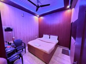 OM SHIVAY HOMESTAY AND PARTY HALl