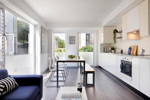 For Students Only Hampton Square in Southampton