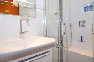 Klaus-Groth-Straße 2, Whg 10