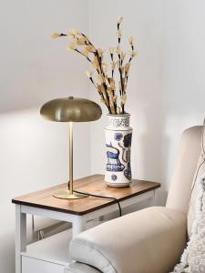 B Elegant & central apartment with unique views