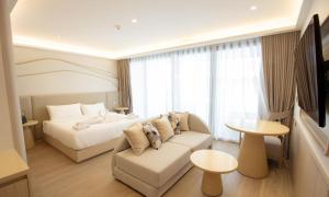 One Bedroom SEA HEAVEN with Jacuzzi