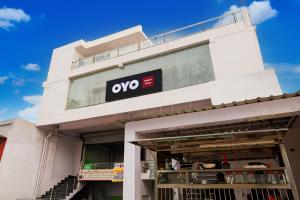 SPOT ON THE ONYX HOTEL
