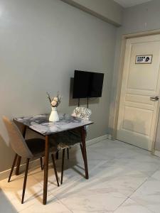 Condo near MOA Monarch