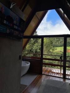 Suíça Pico Agudo - Hidromassagem com vista para as montanhas