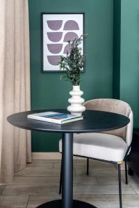 Silkhaus Studio Burj Daman with Burj Khalifa View