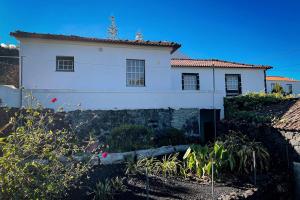 Casa da Latada - Historic Azorean Home in Pico