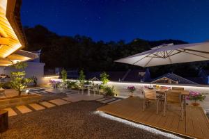 Fenghuang Story Hotel