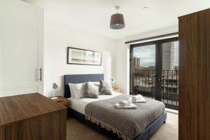 Spacious & Bright 2 Bed Apartment in Liverpool